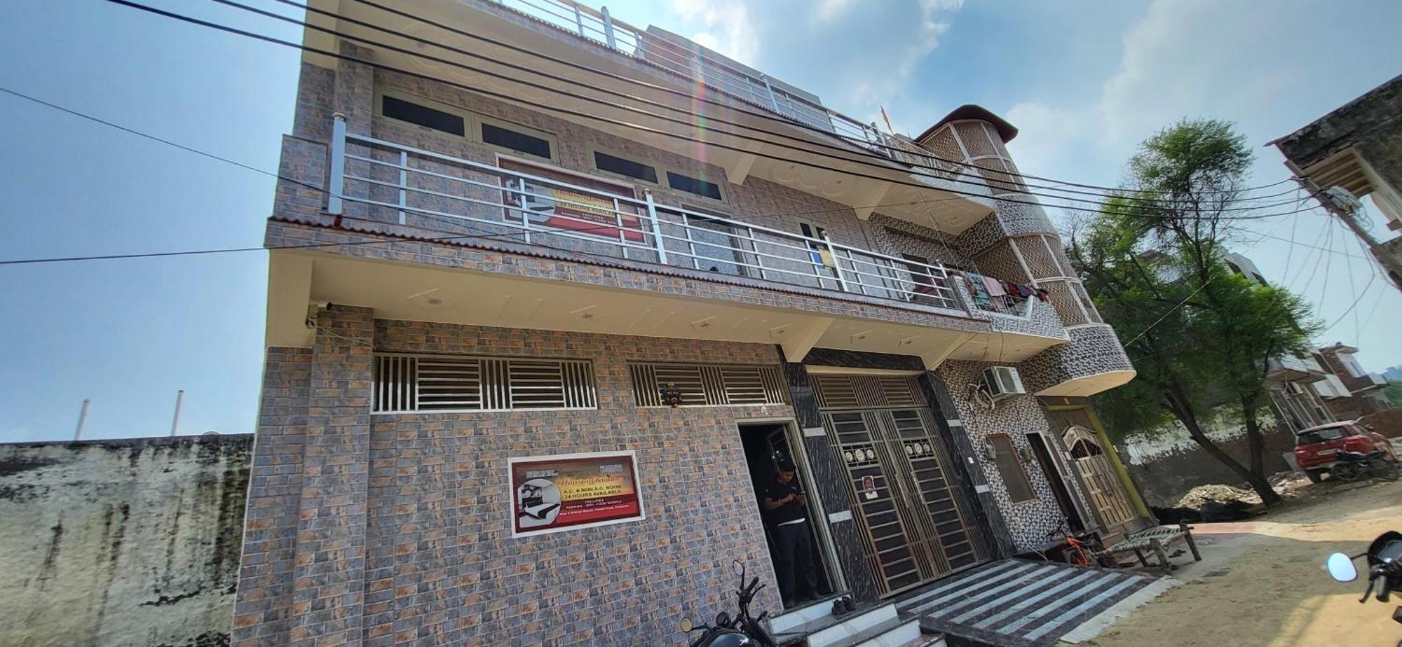 House Of Krishna Hotel Vrindāvan Buitenkant foto